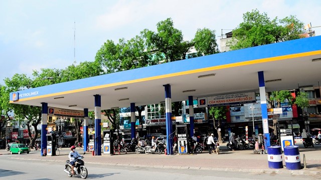 Giá xăng dầu năm 2022: Khó đoán định