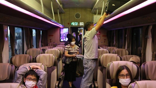 Đường sắt tăng cường tàu khách Hà Nội-TP Hồ Chí Minh 