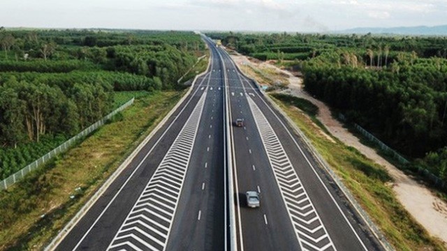 Bộ GTVT đề xuất nhiều cơ chế đặc thù làm cao tốc Bắc - Nam 