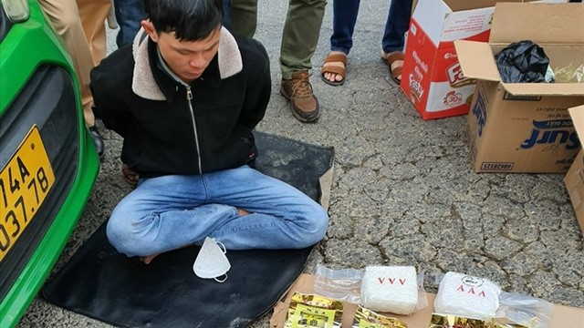 Cảnh sát giao thông phát hiện hơn 800 vụ việc vi phạm pháp luật trong tháng 1/2022