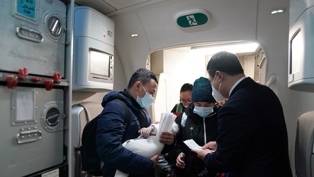 Cục Hàng không Việt Nam triển khai nhiệm vụ sơ tán công dân Việt Nam tại Ukraine về nước