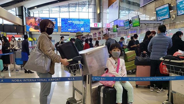 Bộ Y tế đề xuất người nhập cảnh không phải cách ly, trẻ dưới 2 tuổi không phải xét nghiệm