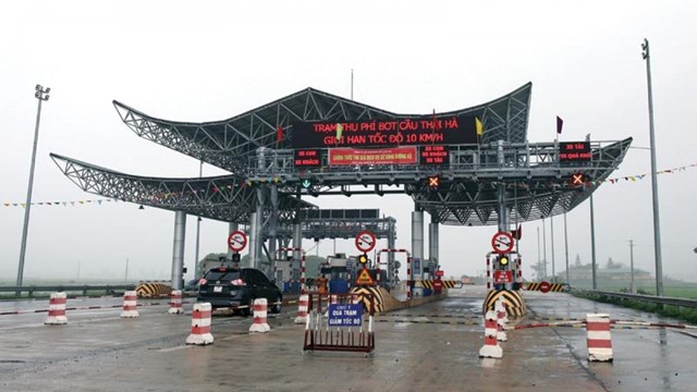 Thí điểm giảm giá vé xe qua trạm BOT cầu Thái Hà 