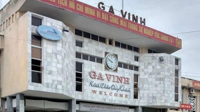 Chạy tăng cường hàng chục tàu Hà Nội - Vinh dịp lễ 30/4, 1/5