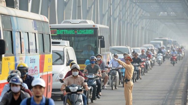 Khuyến cáo người dân chấp hành nghiêm quy định của pháp luật về trật tự, an toàn giao thông trong kỳ nghỉ lễ