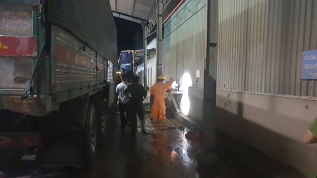 Tai nạn giao thông mới nhất hôm nay (10/5): Va chạm xe đầu kéo, 2 anh em tử vong thương tâm