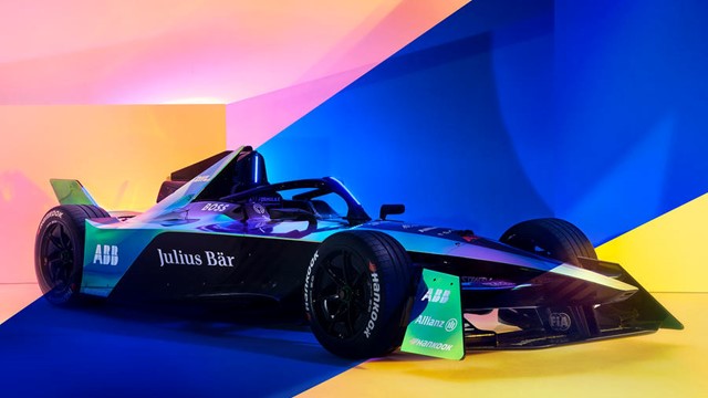Vì sao các tay đua hào hứng với những chiếc xe Gen 3 của Formula E?