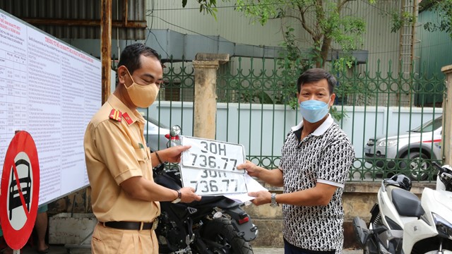 Gần 1.500 phương tiện đăng ký mới tại công an huyện, thị xã sau 1 tuần triển khai