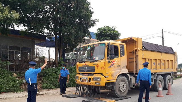 Xử lý nghiêm vi phạm quy định về điều kiện kinh doanh vận tải và tải trọng xe