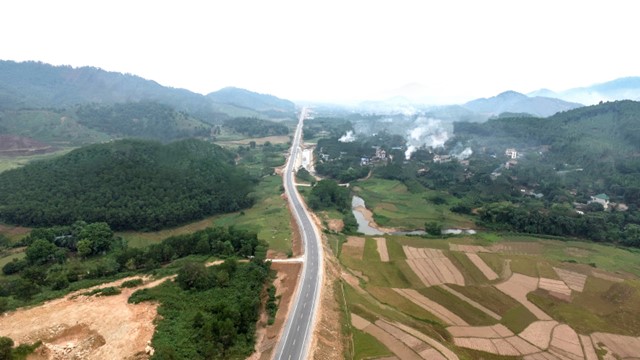 Gần 500 tỷ đồng nâng cấp Quốc lộ 6, đoạn tránh qua Hòa Bình