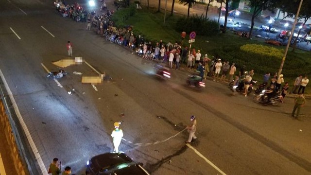 Ô tô bán tải va chạm với xe máy, 2 phụ nữ thiệt mạng