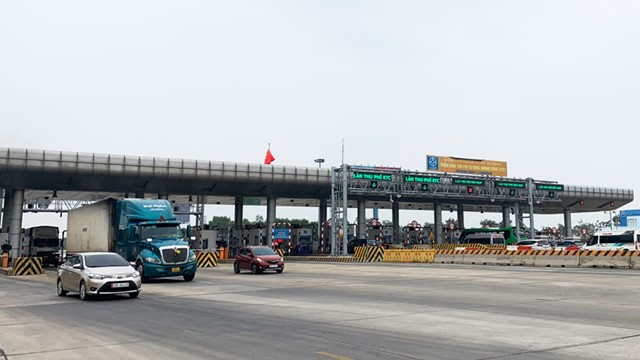Cả nước có hơn 3,8 triệu phương tiện đã dán thẻ thu phí không dừng ETC