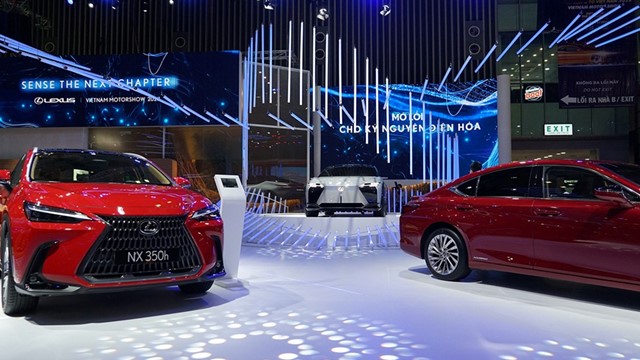 Triển lãm ô tô Việt Nam năm 2022 chính thức khai mạc