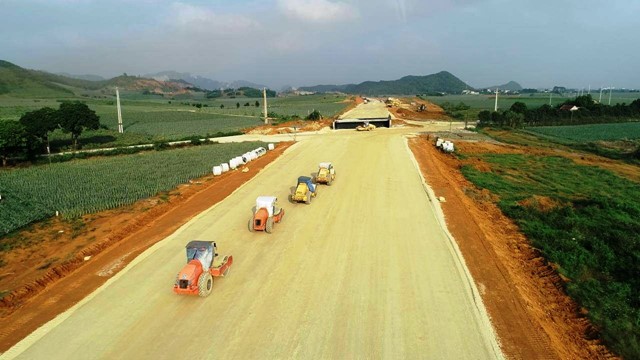 Nghiêm cấm các hành vi không đảm bảo minh bạch trong lựa chọn nhà thầu cao tốc Bắc - Nam 