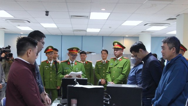 Bộ Công an khen Công an TP Hồ Chí Minh đấu tranh với vi phạm, tiêu cực trong đăng kiểm