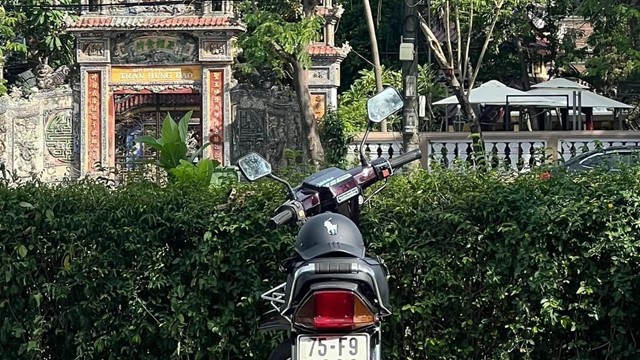 Honda Dream Thái biển tứ quý 9 độc nhất của 9X Thừa Thiên Huế