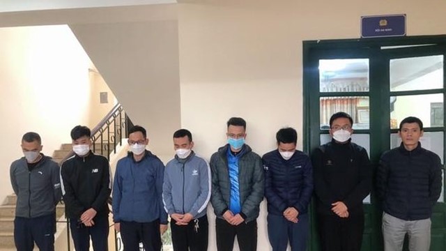 Hà Nội: Tạm giữ 9 cán bộ Trung tâm Đăng kiểm 29-12D