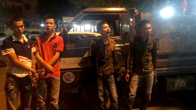 Tóm gọn nhóm thanh niên đi ô tô tải trộm cắp tài sản