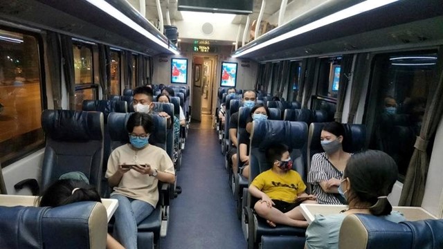 Đường sắt chạy thêm tàu khách tuyến Hà Nội - Hải Phòng dịp cuối tuần