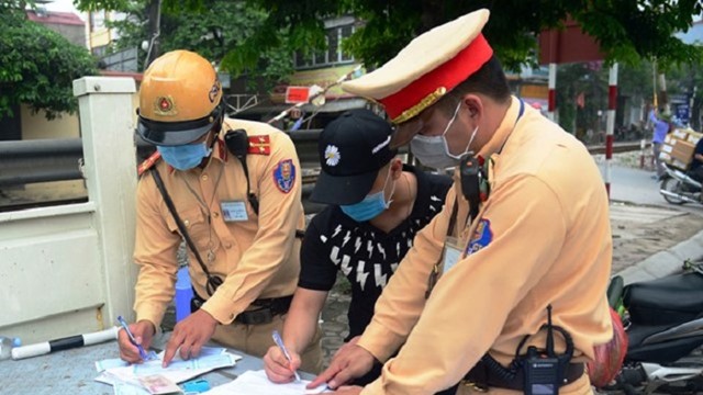 Hà Nội: Phát hiện, xử lý 642 trường hợp vi phạm giao thông trong ngày 30/6/2023