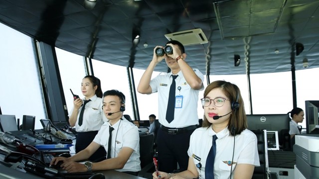 Tăng cường công tác đảm bảo an toàn hoạt động bay