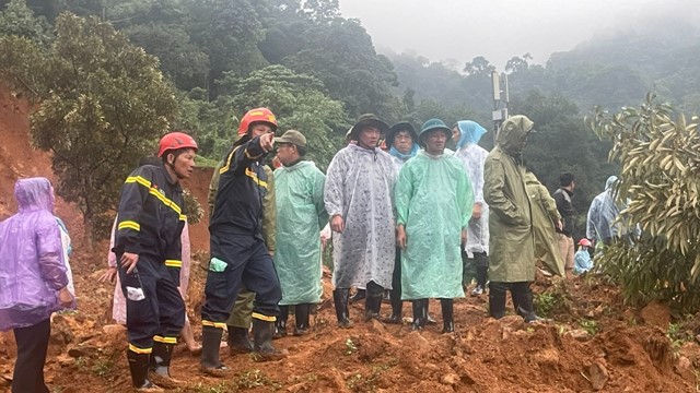 Tập trung khắc phục sạt lở đất tại đèo Bảo Lộc, chủ động ứng phó với mưa lớn khu vực Tây Nguyên và Nam Bộ