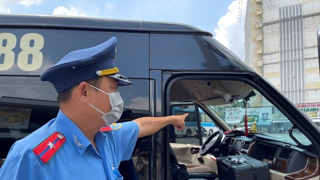 TP Hồ Chí Minh: Tăng cường kiểm tra, xử lý xe dù bến cóc