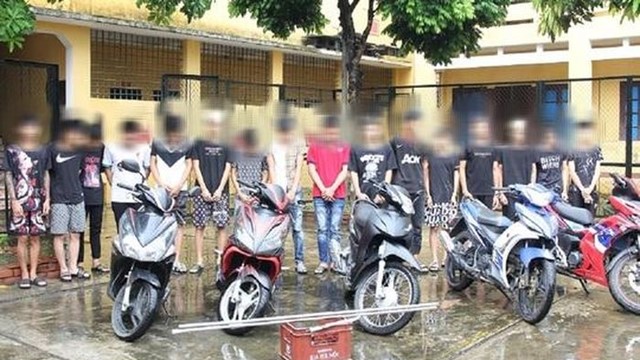 Khởi tố nhóm thanh thiếu niên đuổi đánh nhau trên đường cao tốc