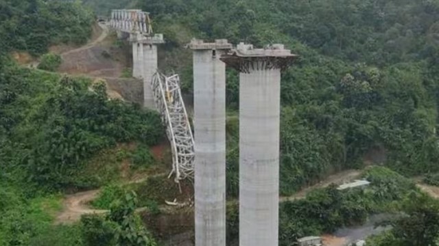 Sập cầu đường sắt ở Ấn Độ, ít nhất 17 người thiệt mạng