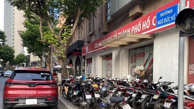 TP Hồ Chí Minh chính thức thu phí sử dụng lòng đường, vỉa hè từ đầu năm 2024