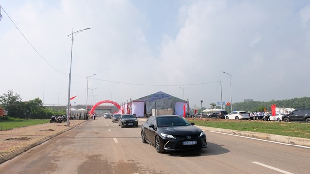 Thông xe đường nối trung tâm Hà Nội với Khu đô thị vệ tinh Sóc Sơn