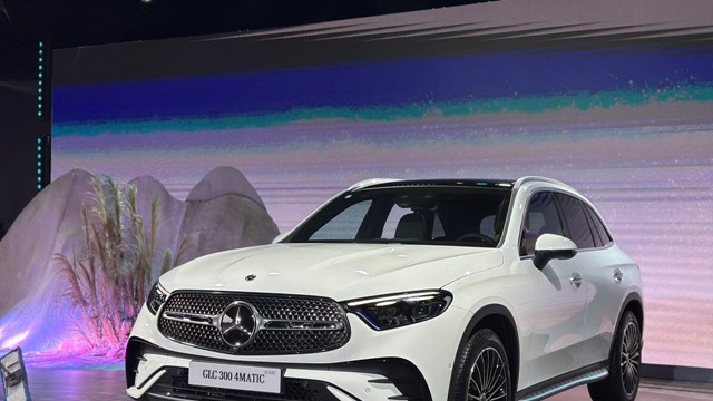 Cập nhật bảng giá xe hãng Mercedes tháng 10/2023