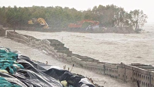 Bổ sung vốn cho các tỉnh vùng đồng bằng sông Cửu Long phòng, chống sạt lở bờ sông, bờ biển