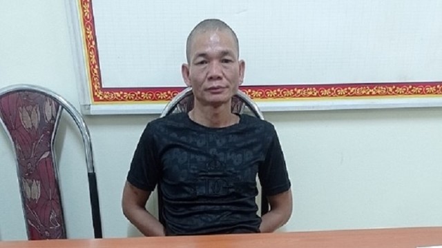 Bắt quả tang gã đàn ông U50 làm chuyện phi pháp