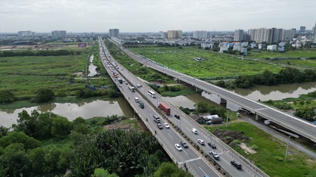 Điều chỉnh tổ chức giao thông đường song hành cao tốc TP Hồ Chí Minh – Long Thành – Dầu Giây