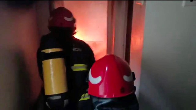 Hà Nội: Kịp thời dập tắt đám cháy nhà dân lúc sáng sớm