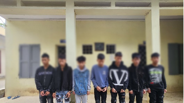 Bắt giữ nhóm thanh niên mang hung khí đánh nhau, gây rối trật tự công cộng