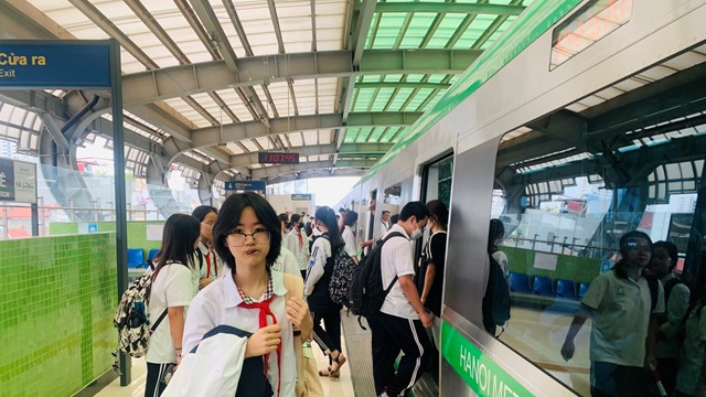 Đại biểu Quốc hội: Ưu tiên phát triển vận tải hành khách công cộng