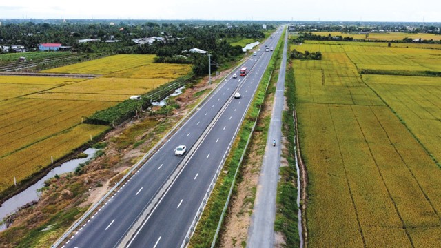 Rà soát nâng tốc độ cao tốc 4 làn xe lên 90km/h