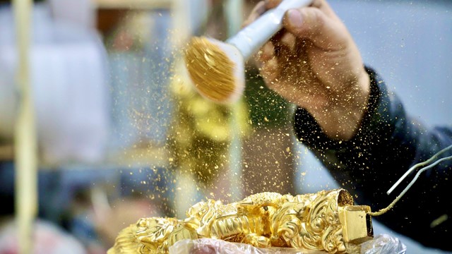 Chiêm ngưỡng “Hí Long Vân” phủ vàng 24K chào đón Tết Giáp Thìn 2024