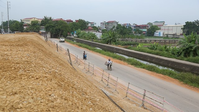 Bất cập tại dự án Tỉnh lộ 412: Đã khắc phục nhưng chưa triệt để