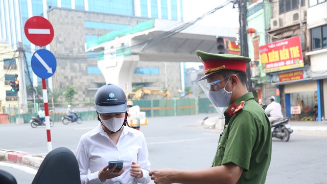 Hà Nội điều chỉnh thủ tục đi đường cho cá nhân