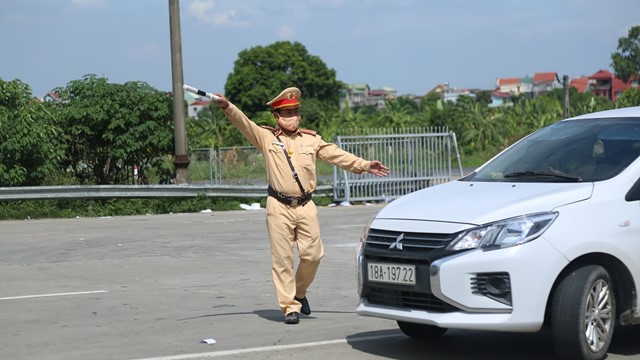 Hà Nội: Xử lý 700 trường hợp vi phạm Luật Giao thông đường bộ trong ngày 7/7