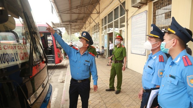 Thanh tra Sở GTVT bố trí 41 chốt trực tại các điểm đen ùn tắc