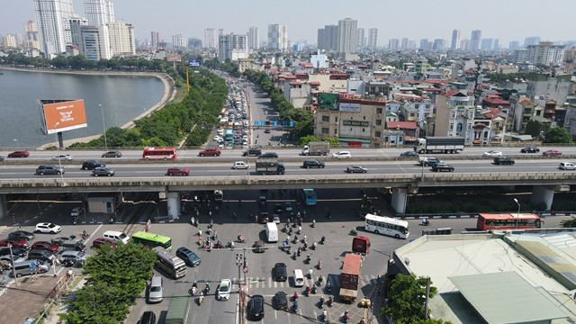 Chủ động ứng phó, giao thông Hà Nội hạ nhiệt kỳ nghỉ lễ
