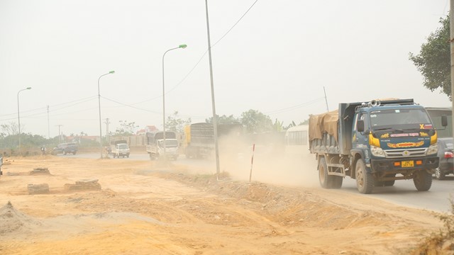 Thi công QL21B, “bỏ quên” các quy định đảm bảo ATGT