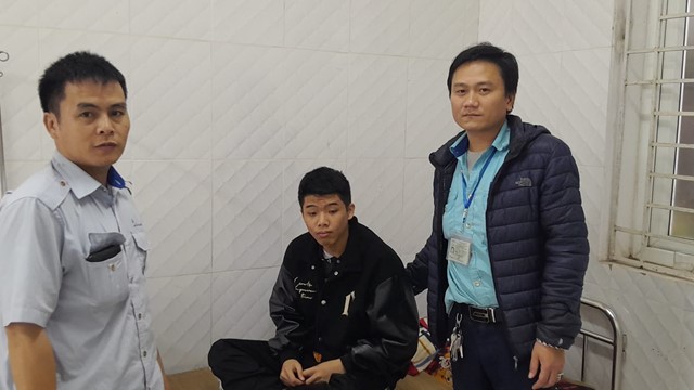 Đổi lộ trình xe buýt để cấp cứu người ngất xỉu