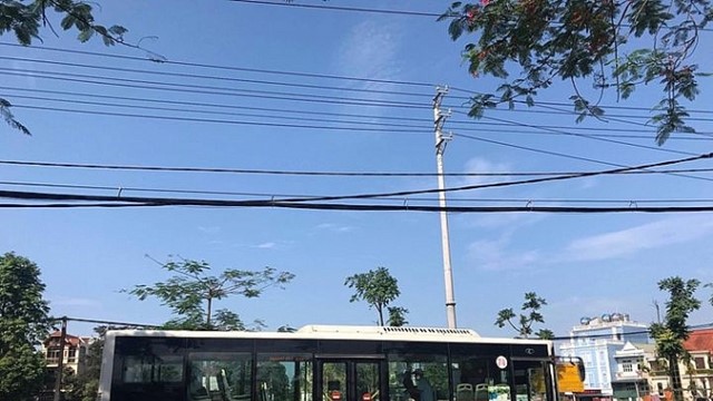 Phạt xe buýt Hải Vân do dùng xe hết niên hạn chở khách