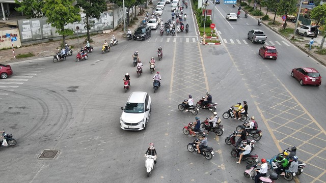 Cần nâng cao ý thức giao thông thay vì bỏ bộ đếm đèn đỏ