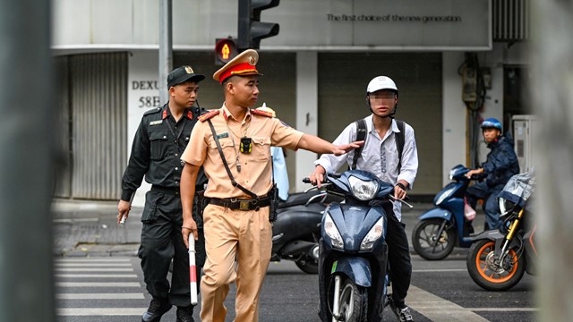 Cảnh sát giao thông Hà Nội triển khai cao điểm xử lý vi phạm lứa tuổi học sinh